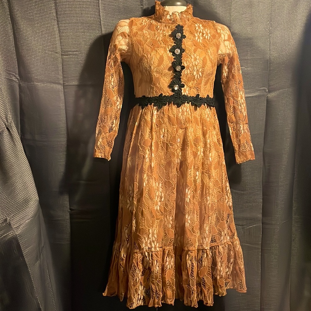 Kaimilan Caramel Lace Dress-Size S (US Size 2)